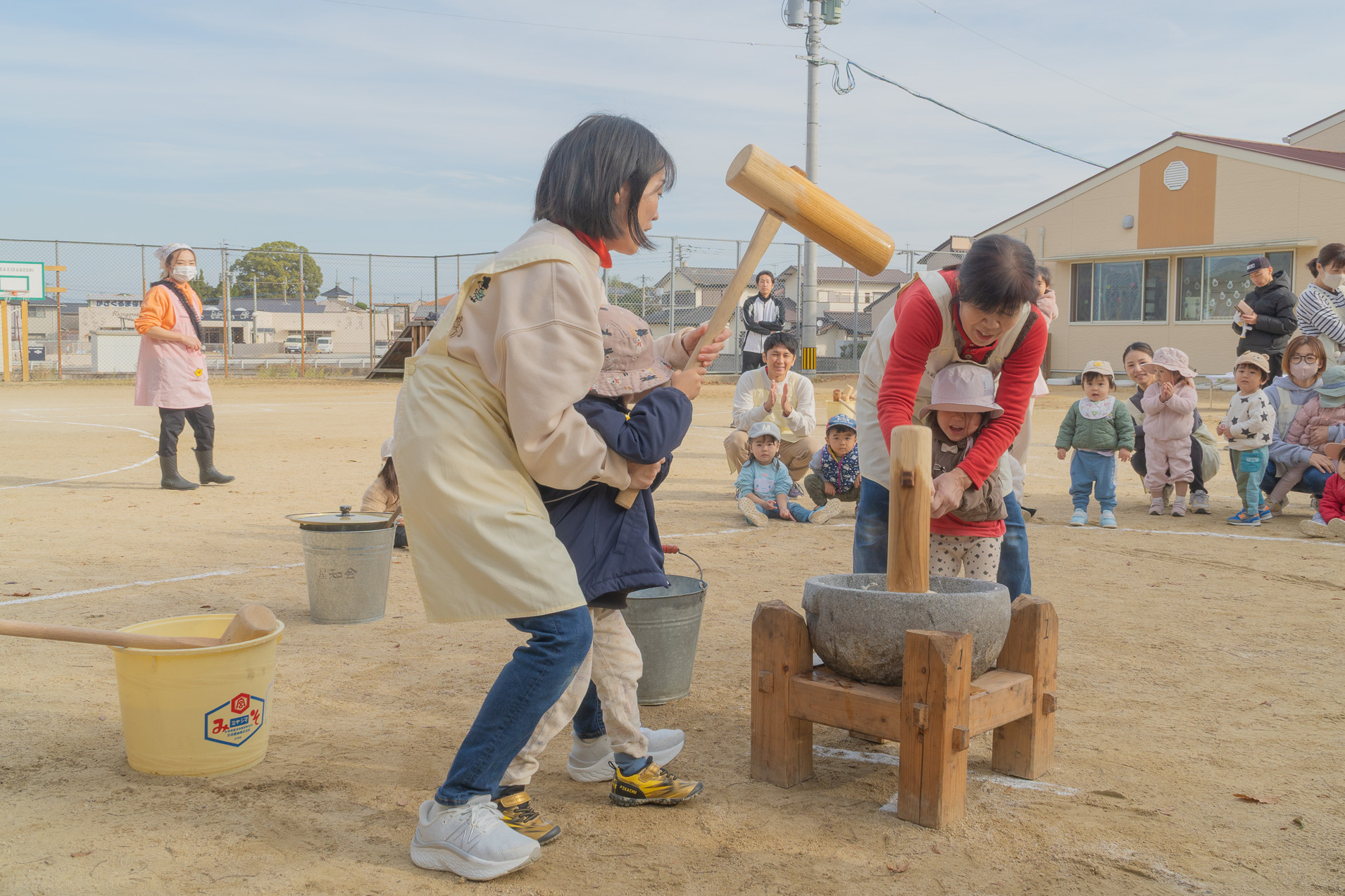 子どもの餅つき5
